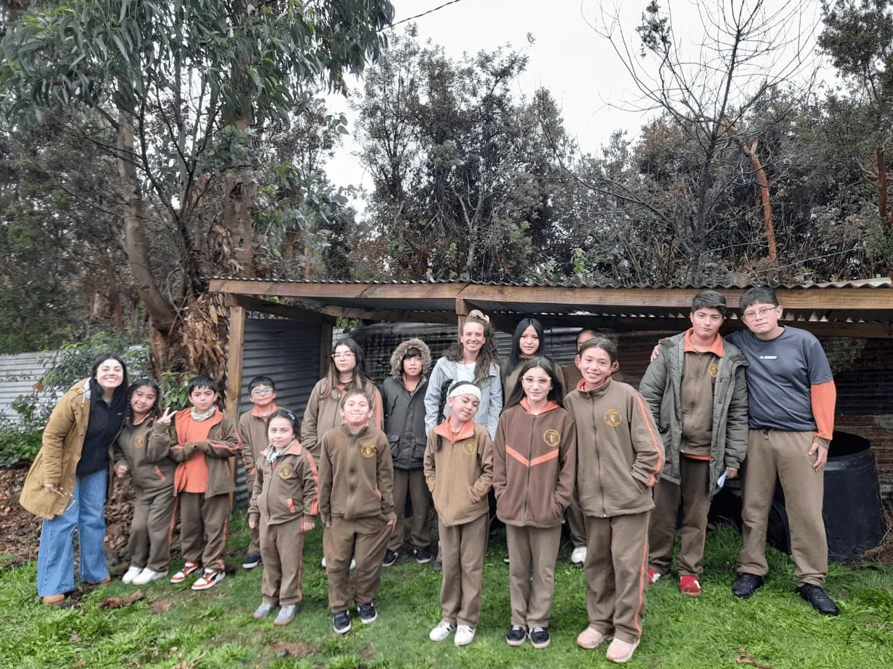 Brigada Verde del Colegio Monte Verde se Capacita en Taller de Residuos Orgánicos